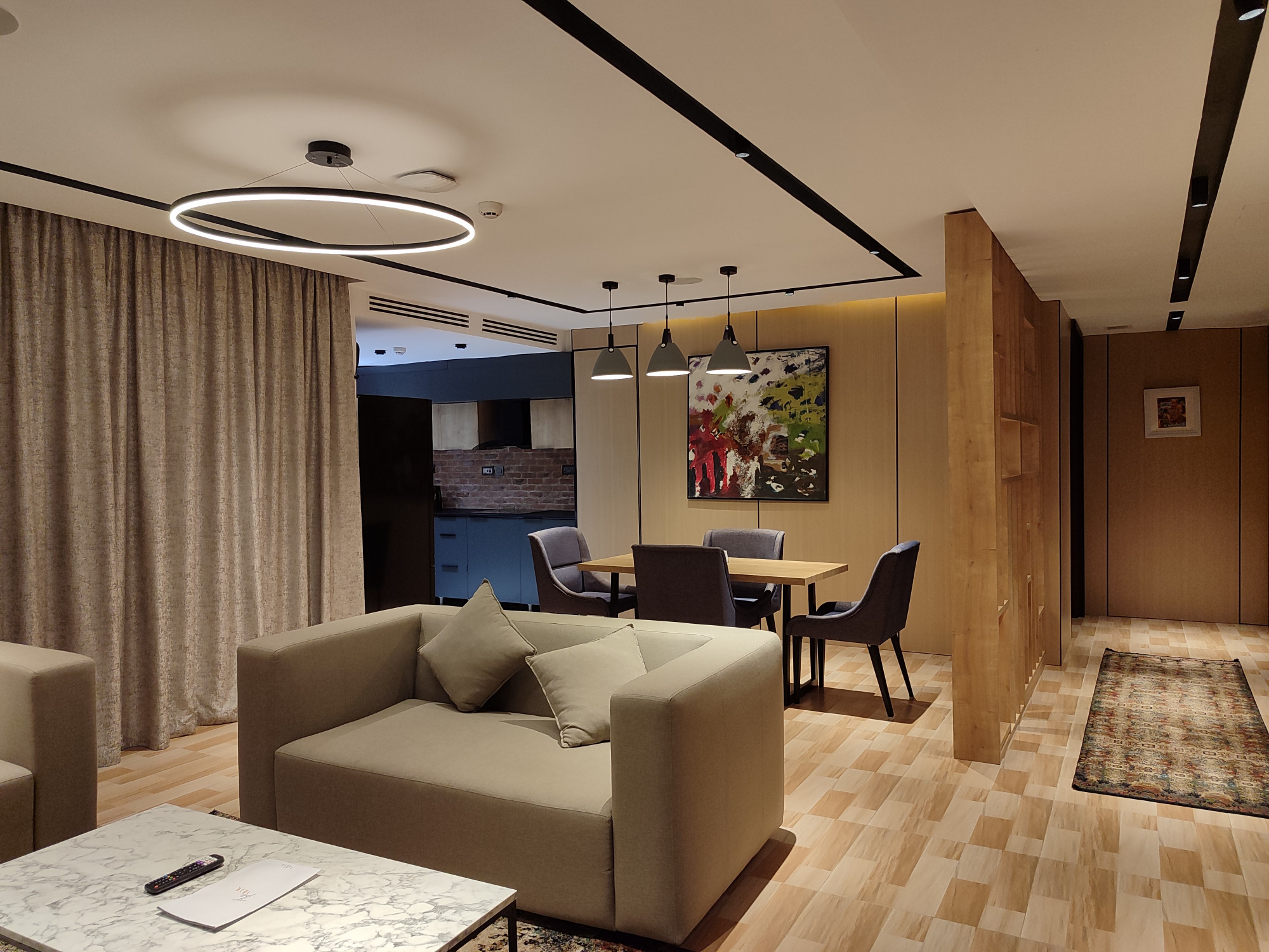 Executive Two Bedroom Apartment Gallery Image 2